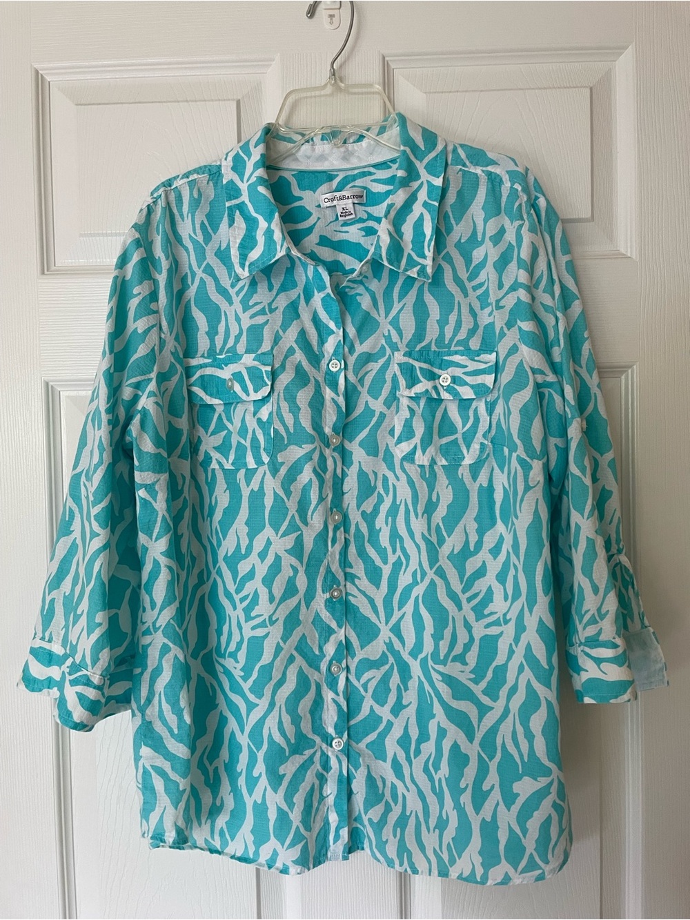 Croft & Barrow Teal Abstract Button Down Shirt 3/4 Sleeve Tab